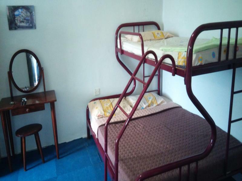 Pinang Beach Apartment @ Bayu Emas Batu Feringgi Exteriör bild