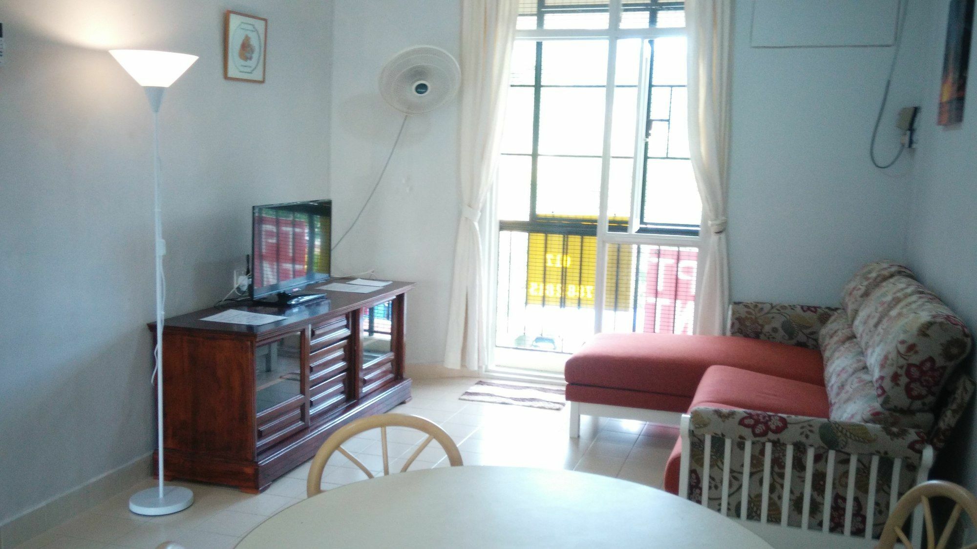 Pinang Beach Apartment @ Bayu Emas Batu Feringgi Exteriör bild